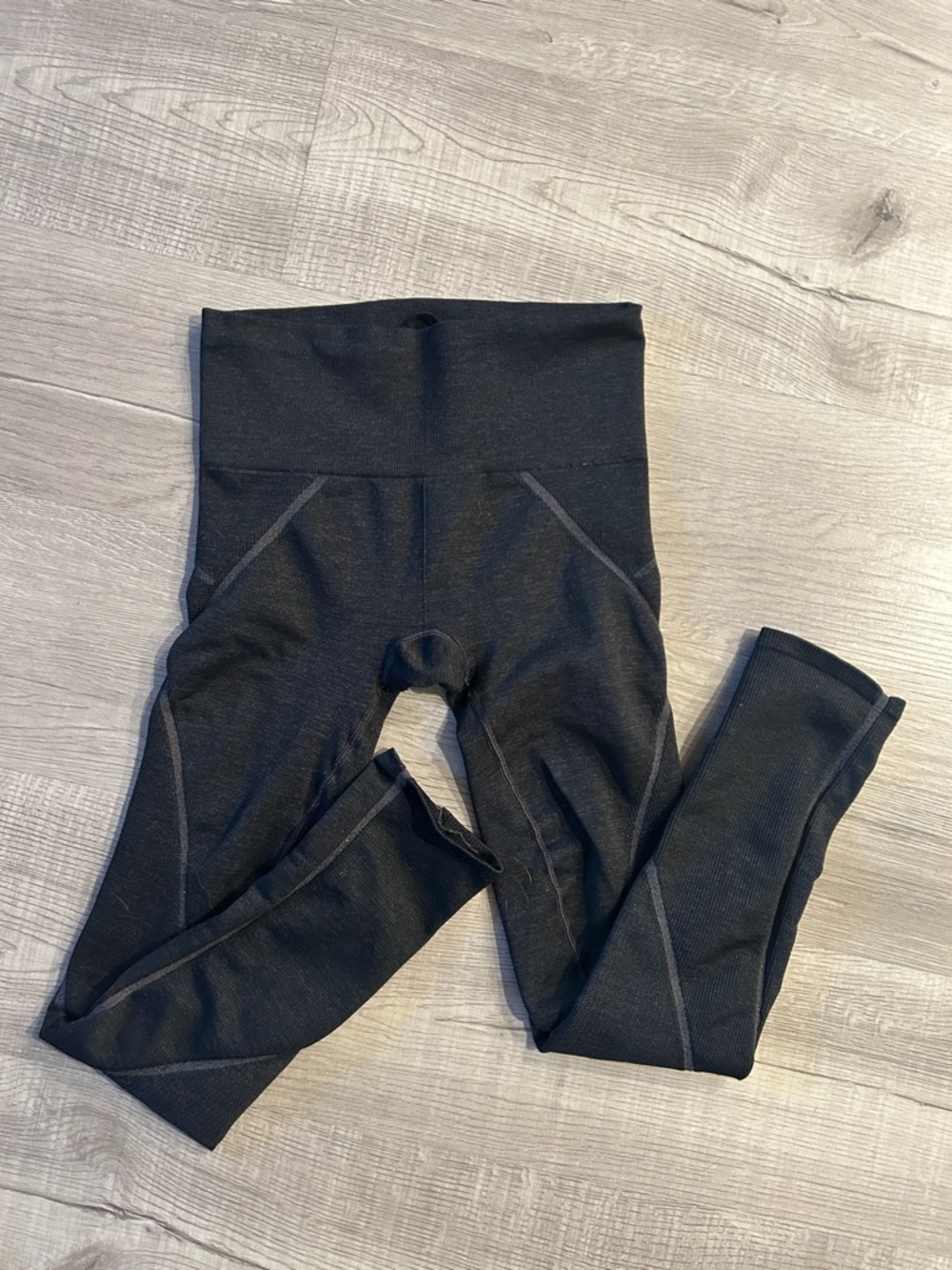 ATHLETA | Women’s Leggings - Picture 4 of 7